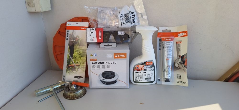 Моторна коса /тример/ FS 120