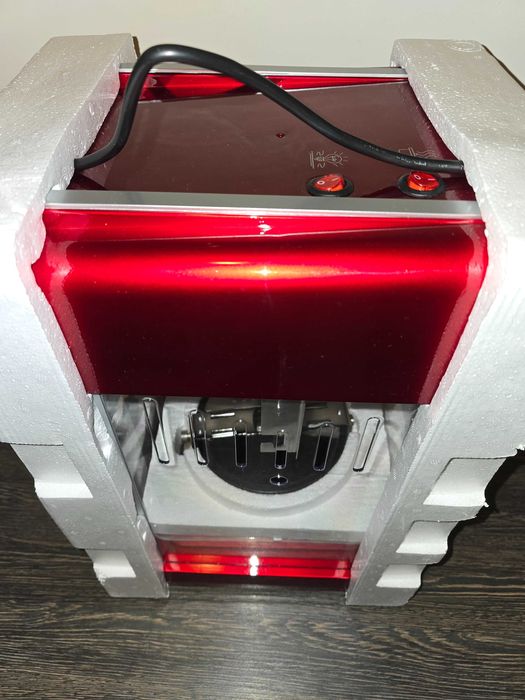 Vând aparat de făcut popcorn Unold 300w retro.