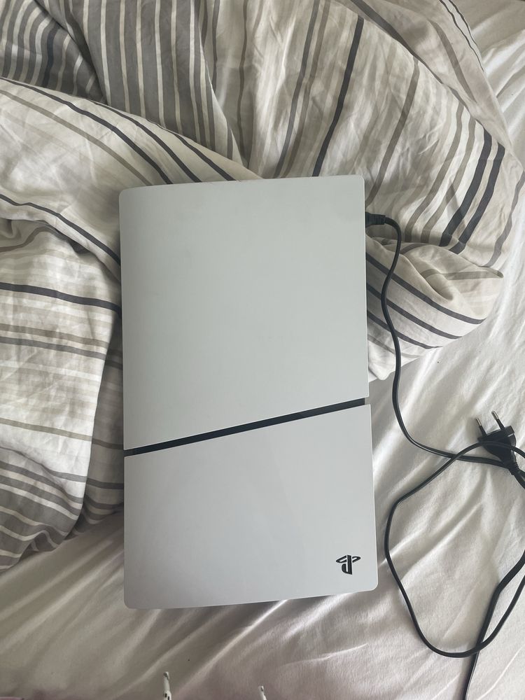 PlayStation 5 1T