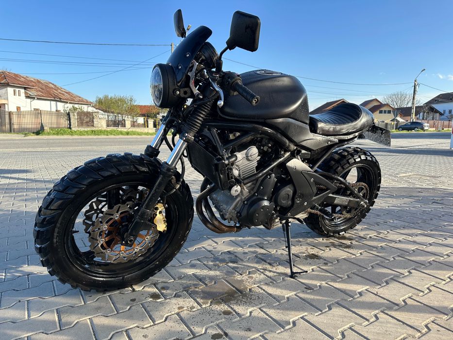 Kawasaki ER-6F 650cc Cafe Racer