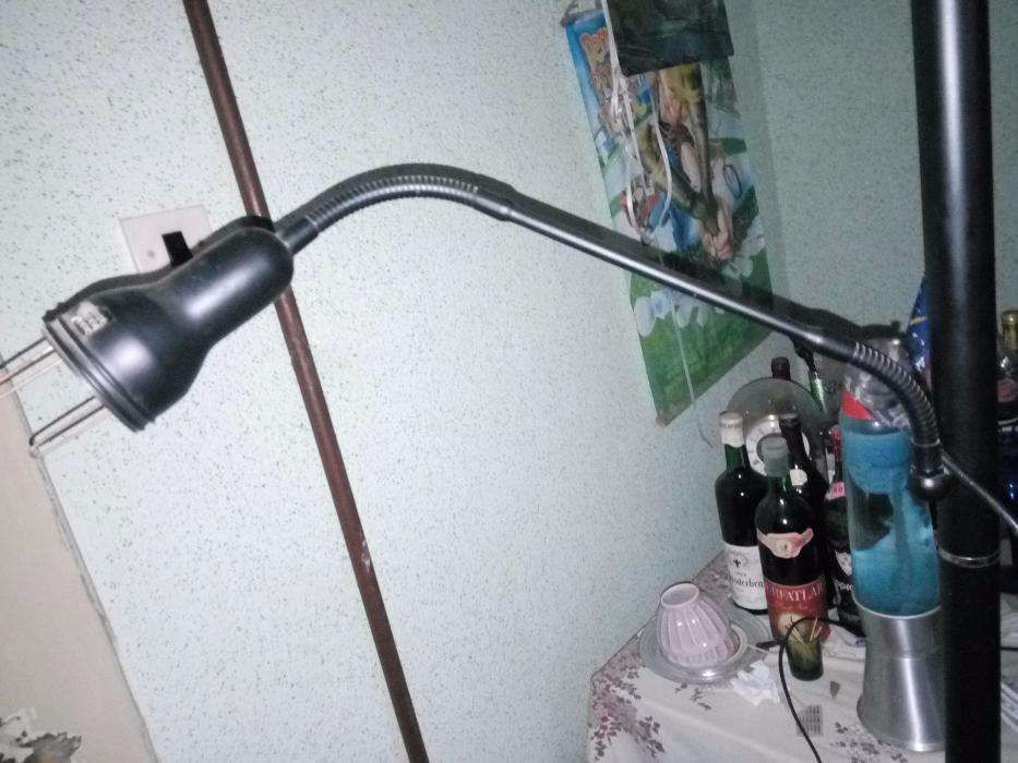 Lampa de camera niciodata folosit