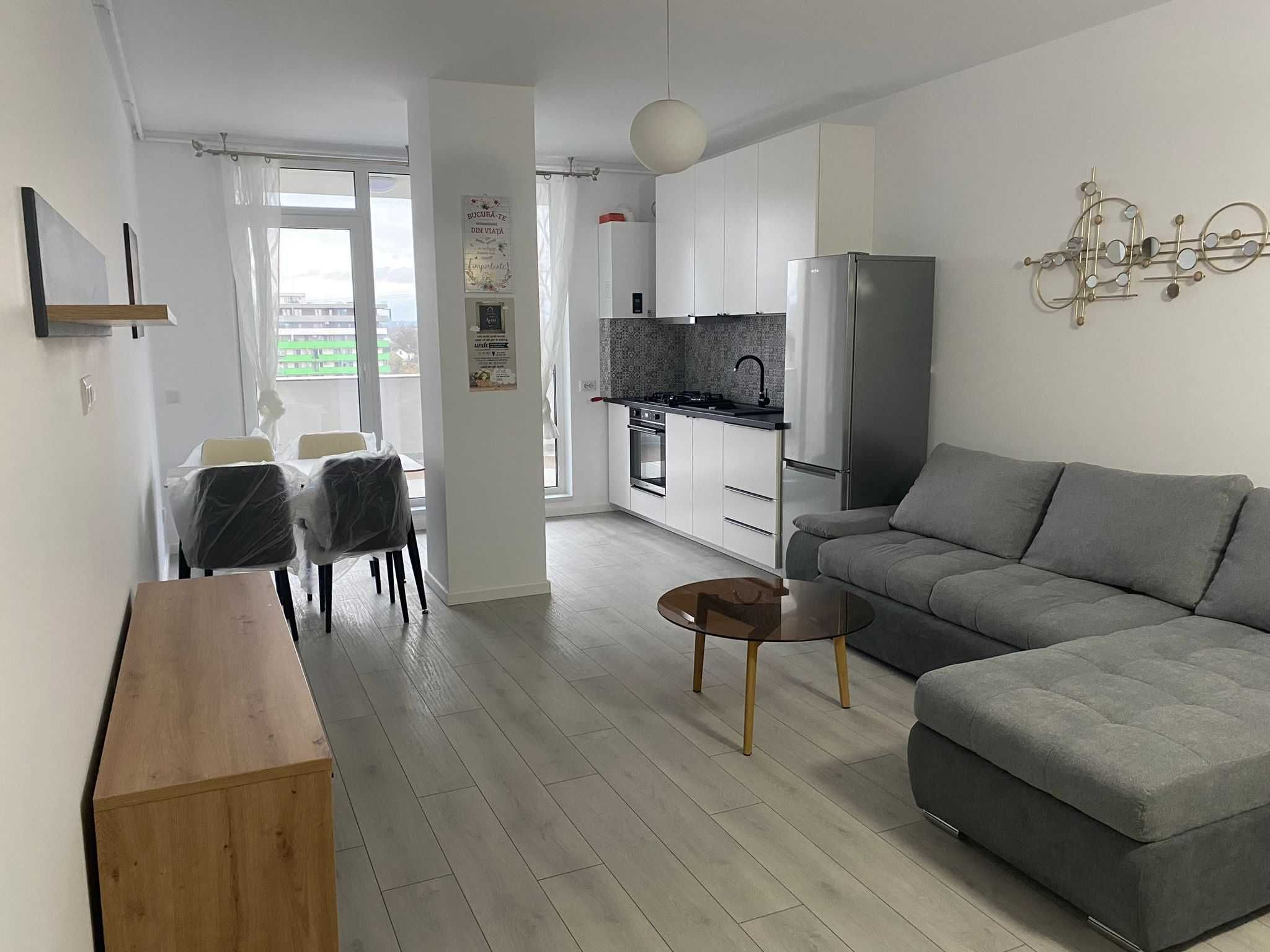 Apartament NOU de inchiriat