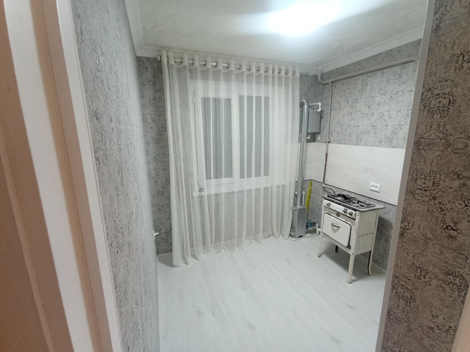 Фрунзскида квартира сотилади 2 хонали