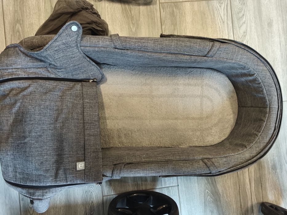 Cărucior  2in1 stokke Xplory V5 black melange