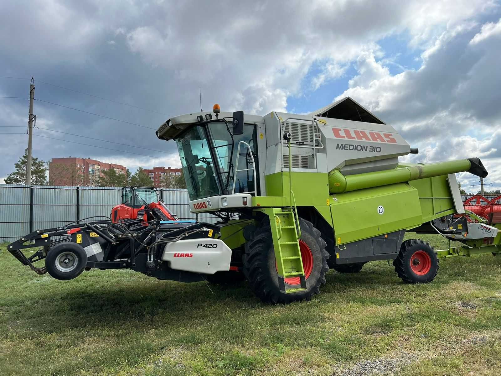 Продается комбайн Claas Medion 310