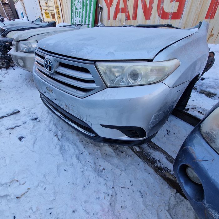 Кузовные запчасти на Toyota highlander