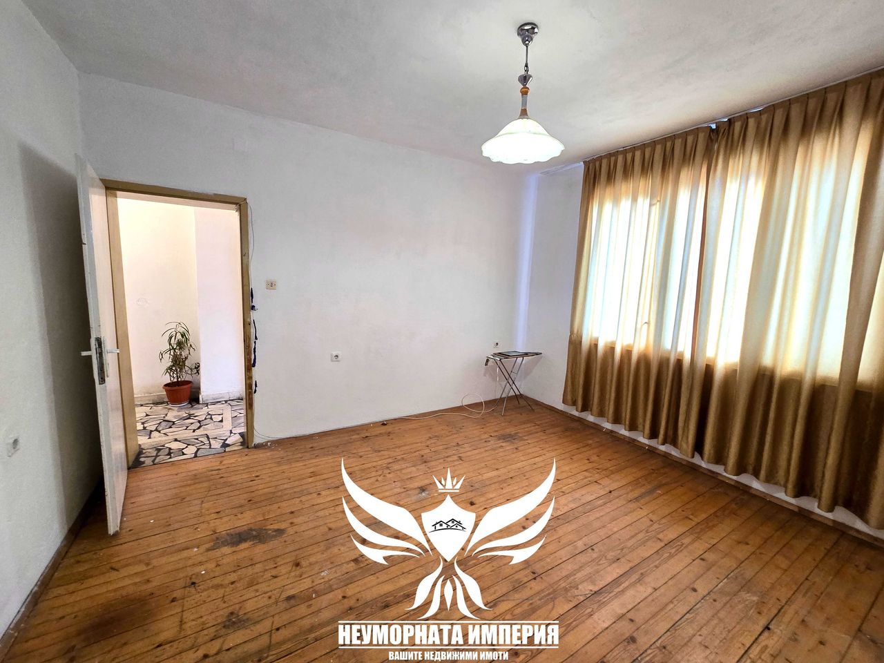 Дава се под наем Тристаен апартамент в Асеновград - 110 кв.м за 310 € - Снимка #11