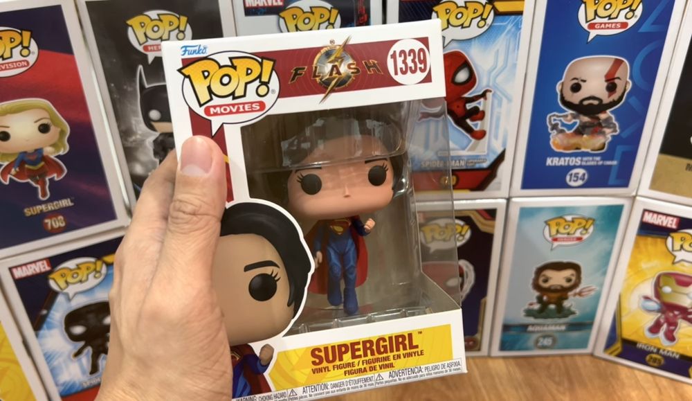 Funkopop super girl the flash movie