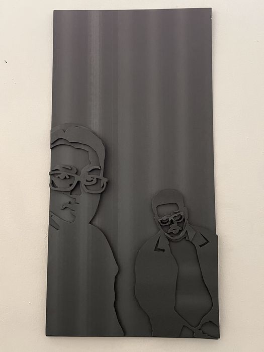 Portrete abstracte in relief. Cadoul perfect