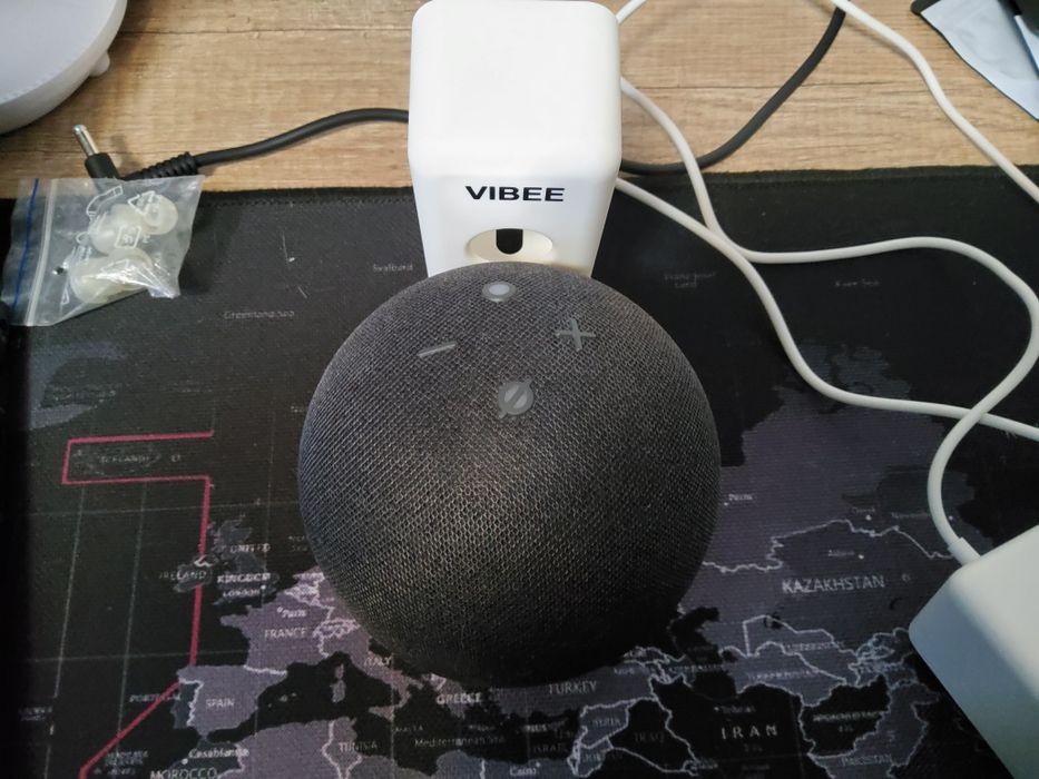 Голосовой Ассистент Alexa Echo dot