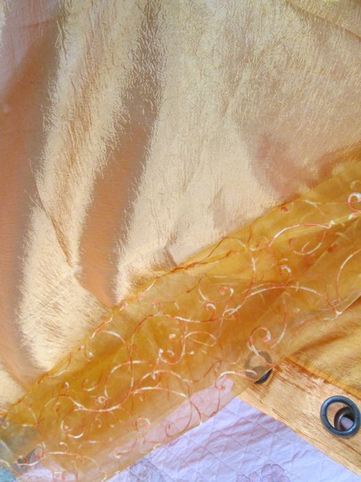perdea /draperie portocalie cu inele