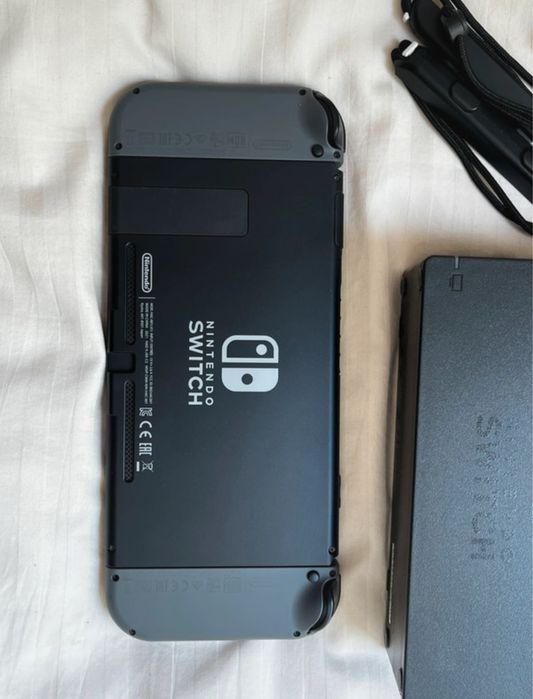 Nintendo Switch+ carcasa