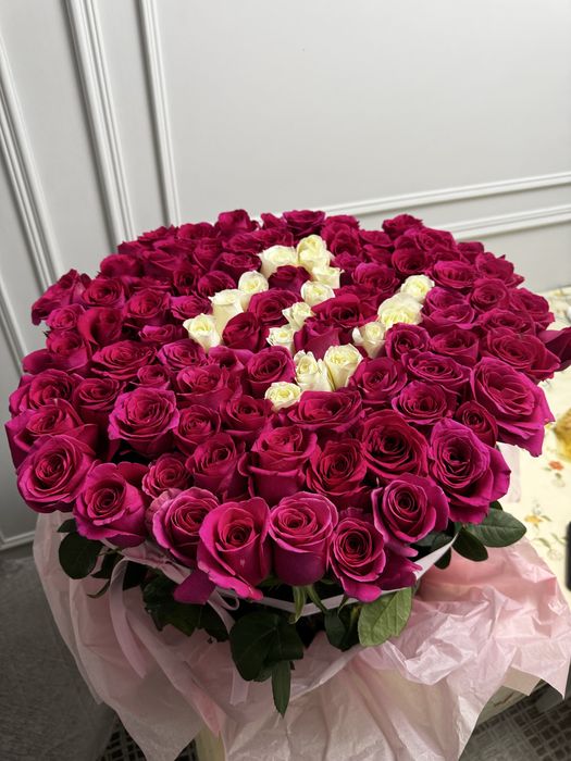 Продам свежие цветы в корзине