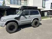 Nissan Patrol 4x4y61