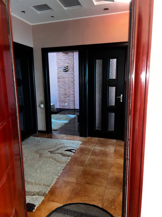 Чиланзар-11 Ор-р:*Чирокчи жиз* 4/4/4 (70м²)