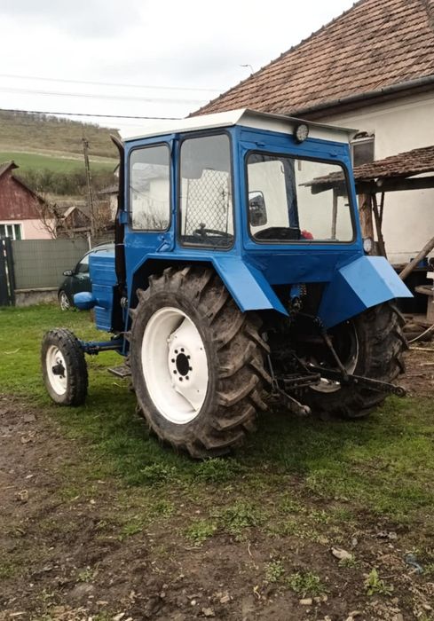 Tractor u445 de vânzare