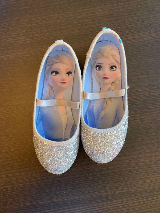 H&M Frozen Елза рокля/маскараден костюм 110-116 и Елза обувки 29номер