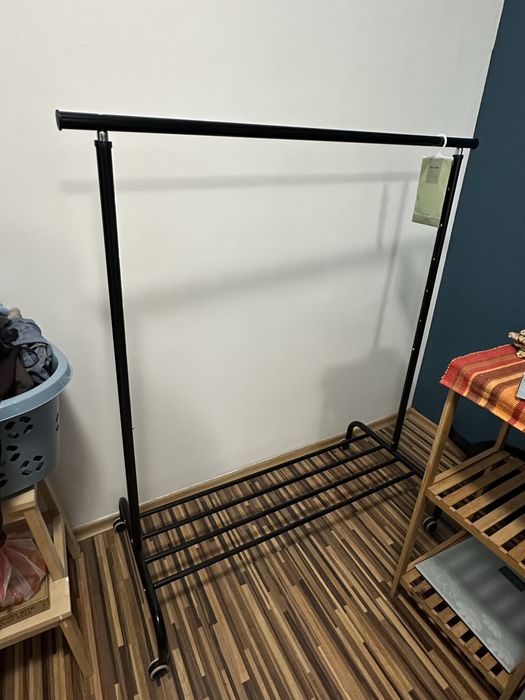 Стойка за дрехи RIGGA