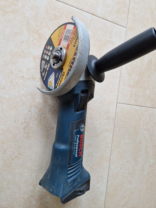Bosch GWS 18-125 V - Li  / polizor unghiular 18 V