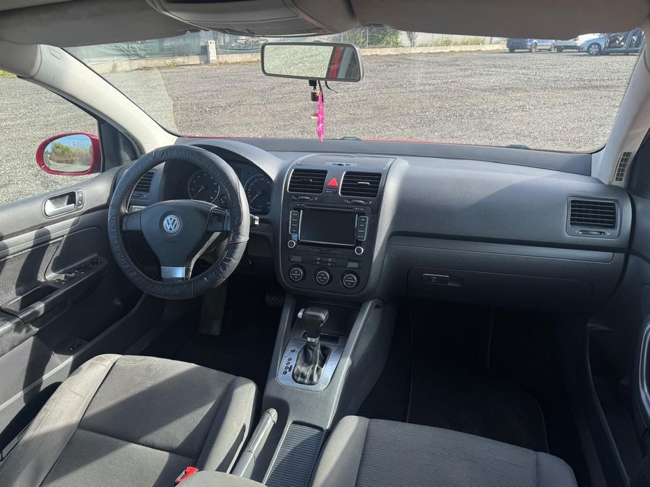 Volkswagen Golf 5  AUTOMAT