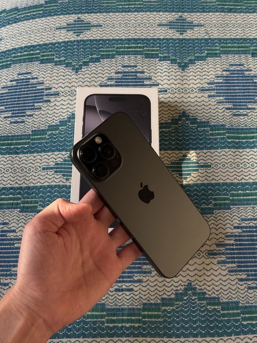 iphone 16 pro max 256 black