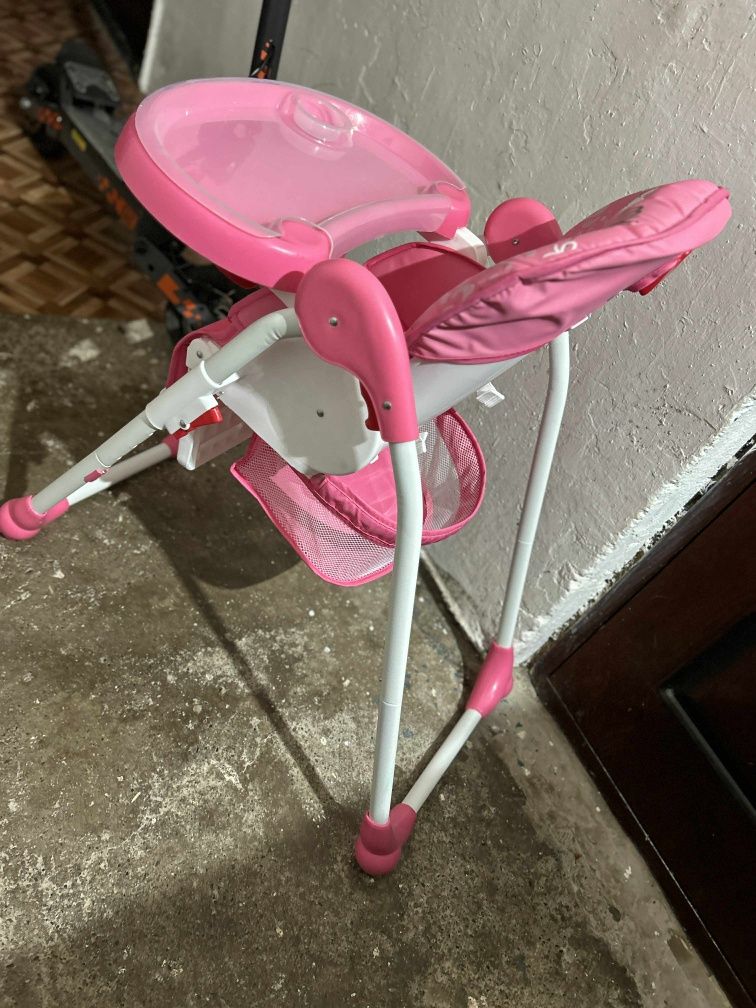 Scaun de masa bebeluși