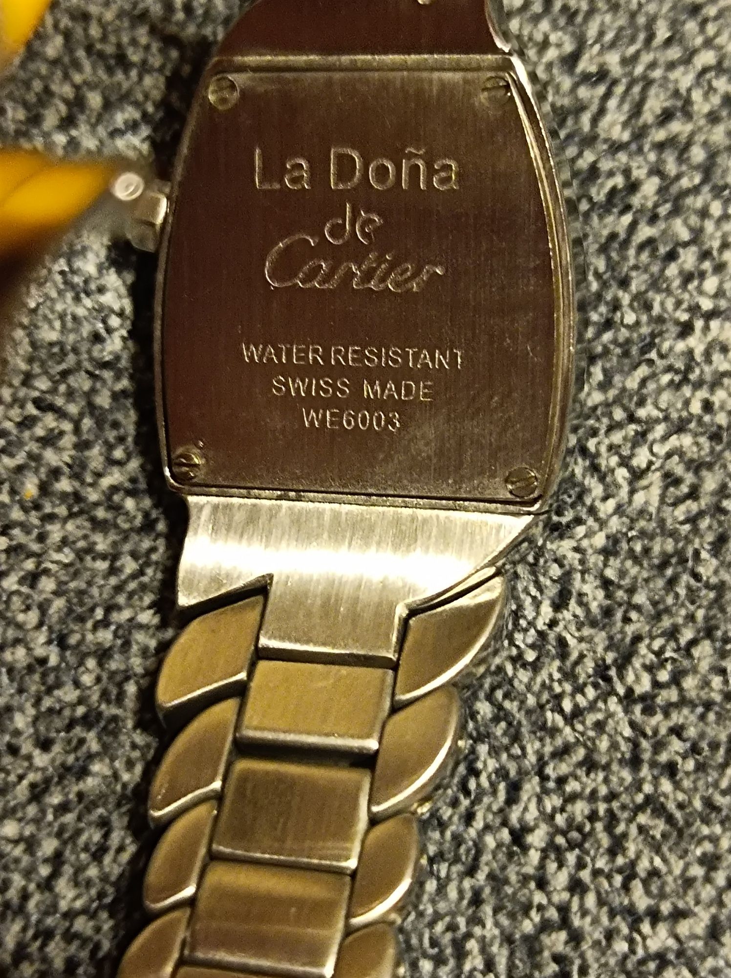 Часовник La Dona de Cartier