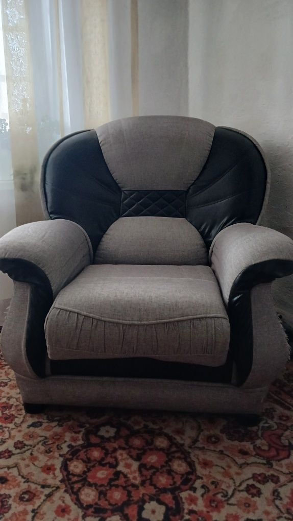 продам диван с креслом