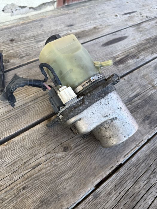 Pompa servo directie ford focus 2, c max 1.6, 1.8, 2.0 tdci