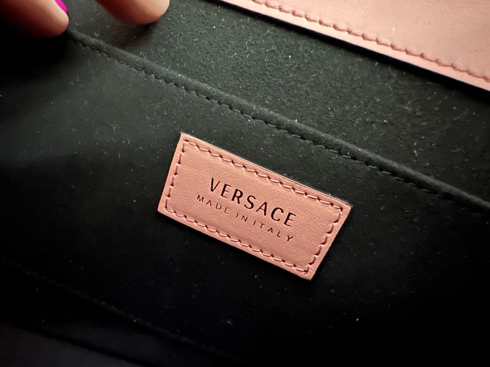 Versace кожена чанта
