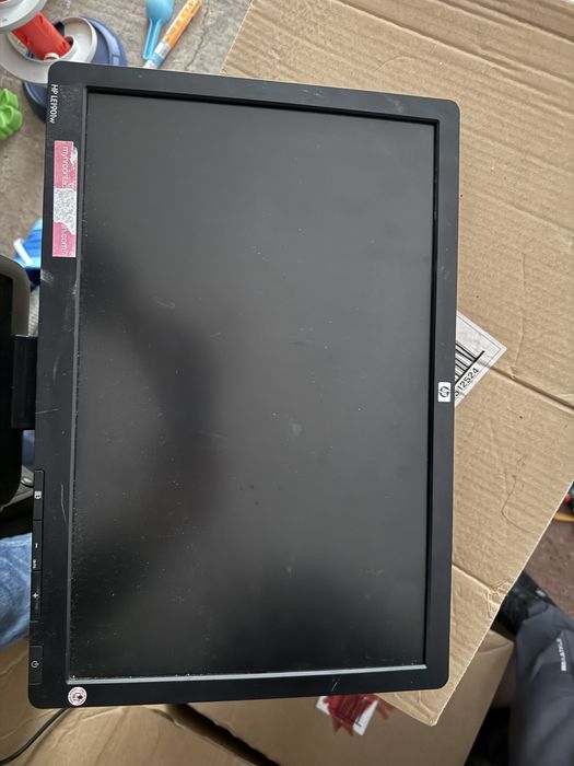 5 monitoare , Toate 5 -190 lei