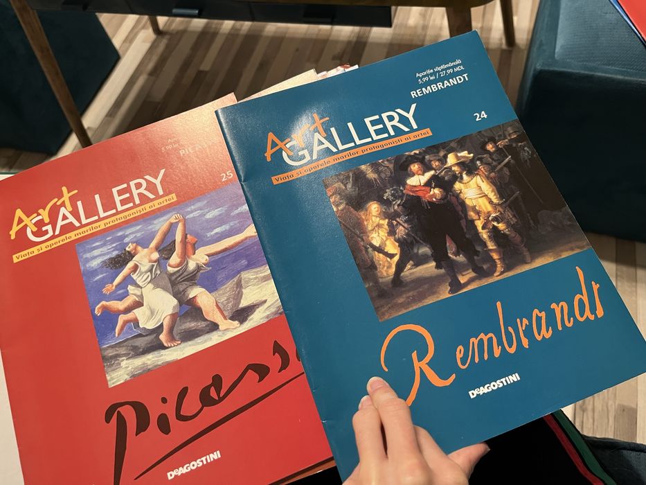 Colectie Art Gallery - 62 reviste, cu 2 bibliorafturi incluse