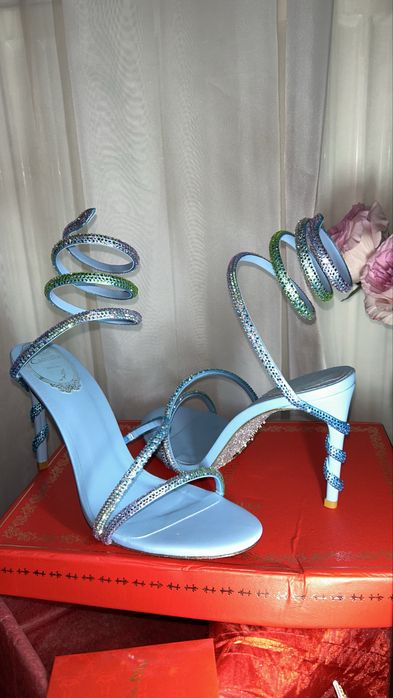 Sandale rene caovilla piele naturala si cizme rene caovilla pe stoc