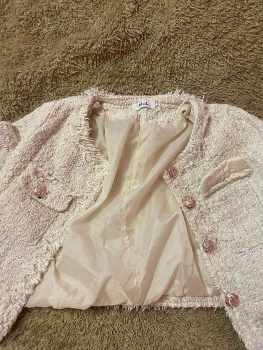 Елегантна жилетка от тип твид – много стилна и запазена!