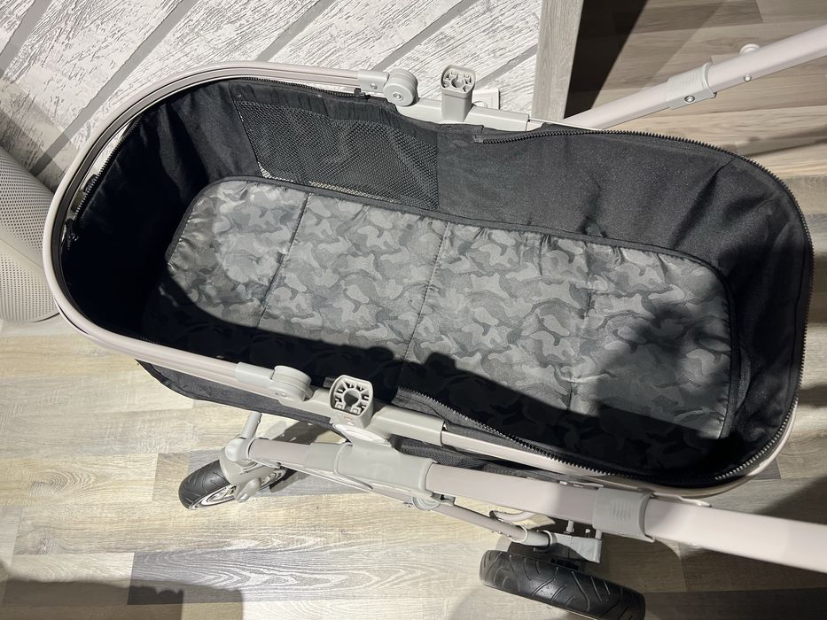 Коляска для ребенка