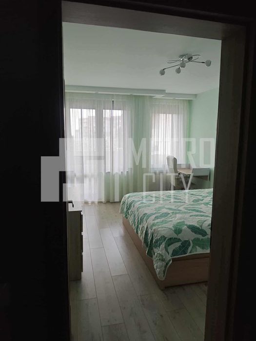 Продава се Тристаен апартамент в София, Младост 2 - 100 кв.м за 11 €/кв.м - Снимка #7