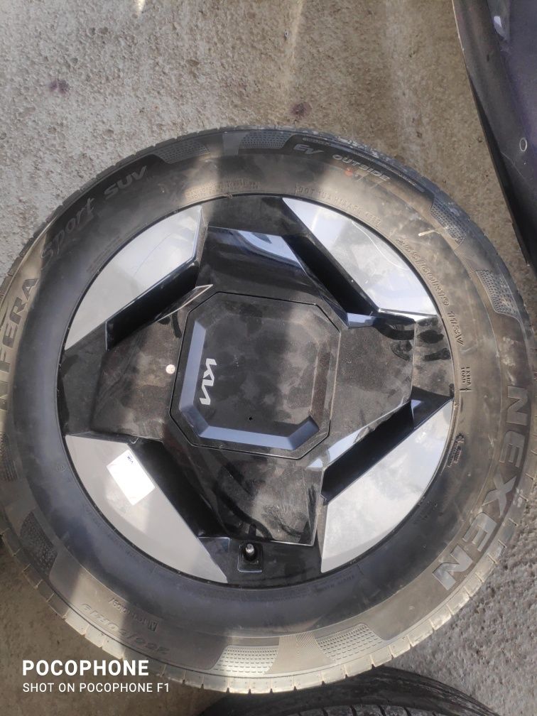 Джанти с гуми 19 цола 5x114.3 KIA EV9 / Киа ЕВ9