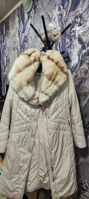 Продам зимнюю куртку