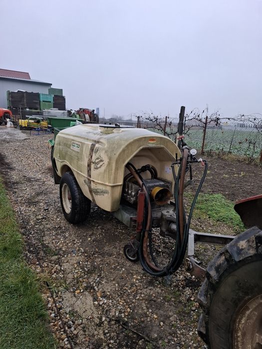 Pompa Atomizor Stropitoare pomi fructiferi și vita de vie