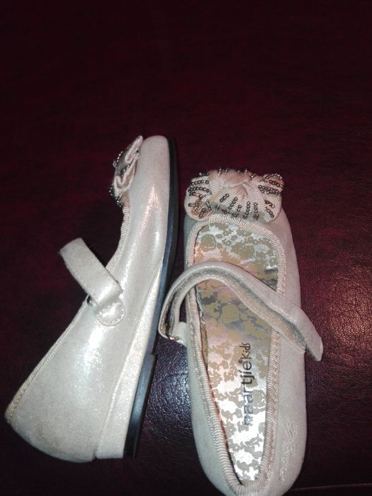 Сандалки и обувки нa Zara Нови!