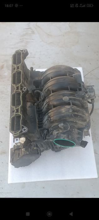 Впускной коллектор Киа оптима 2,4 GDI.