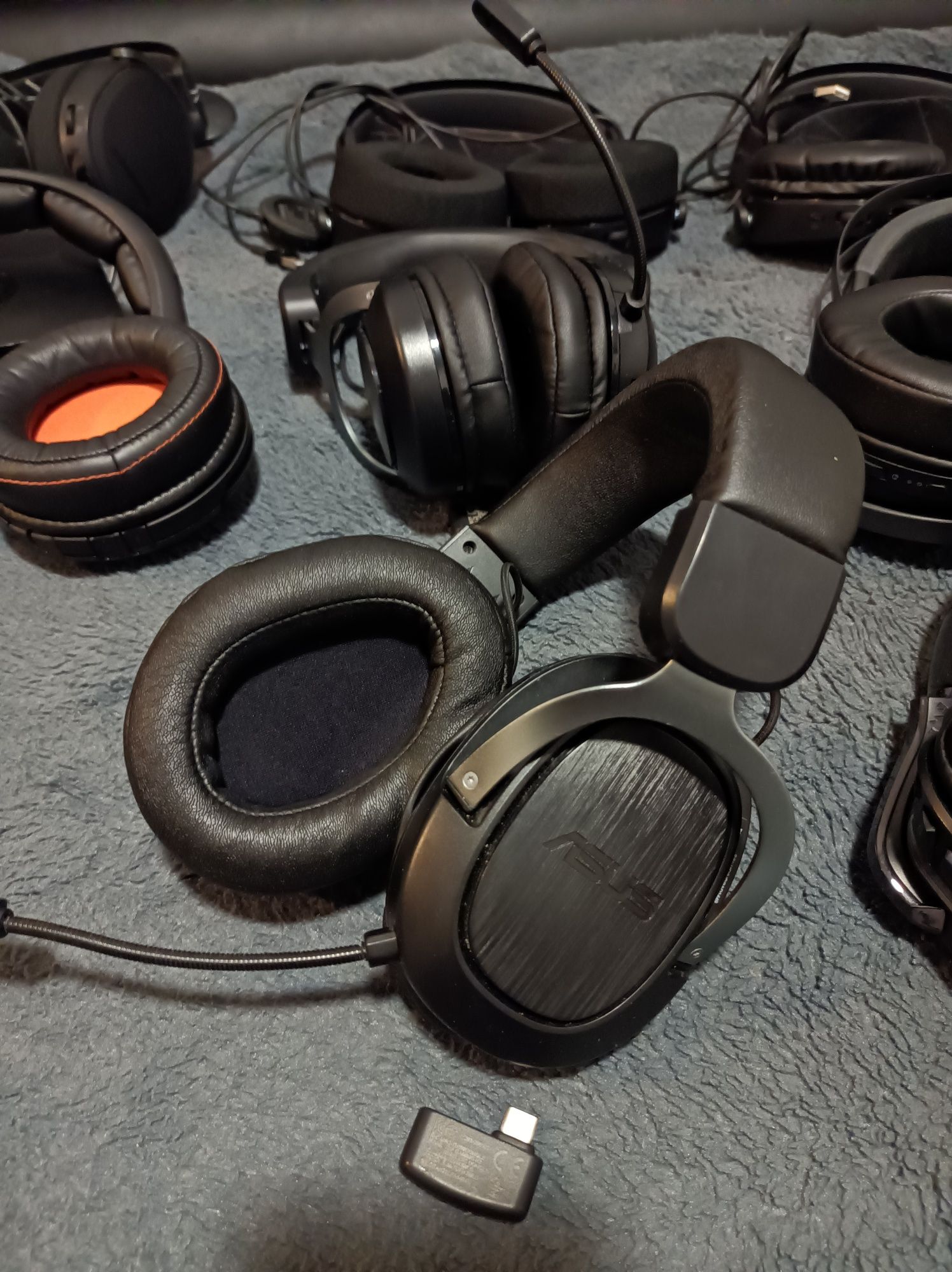 Căști gaming Logitech , steelseries , Razer , asus