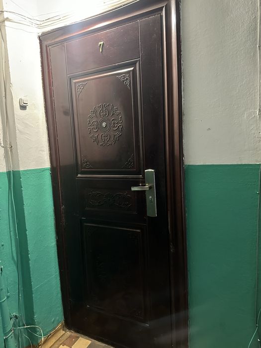 Продам дверь входную