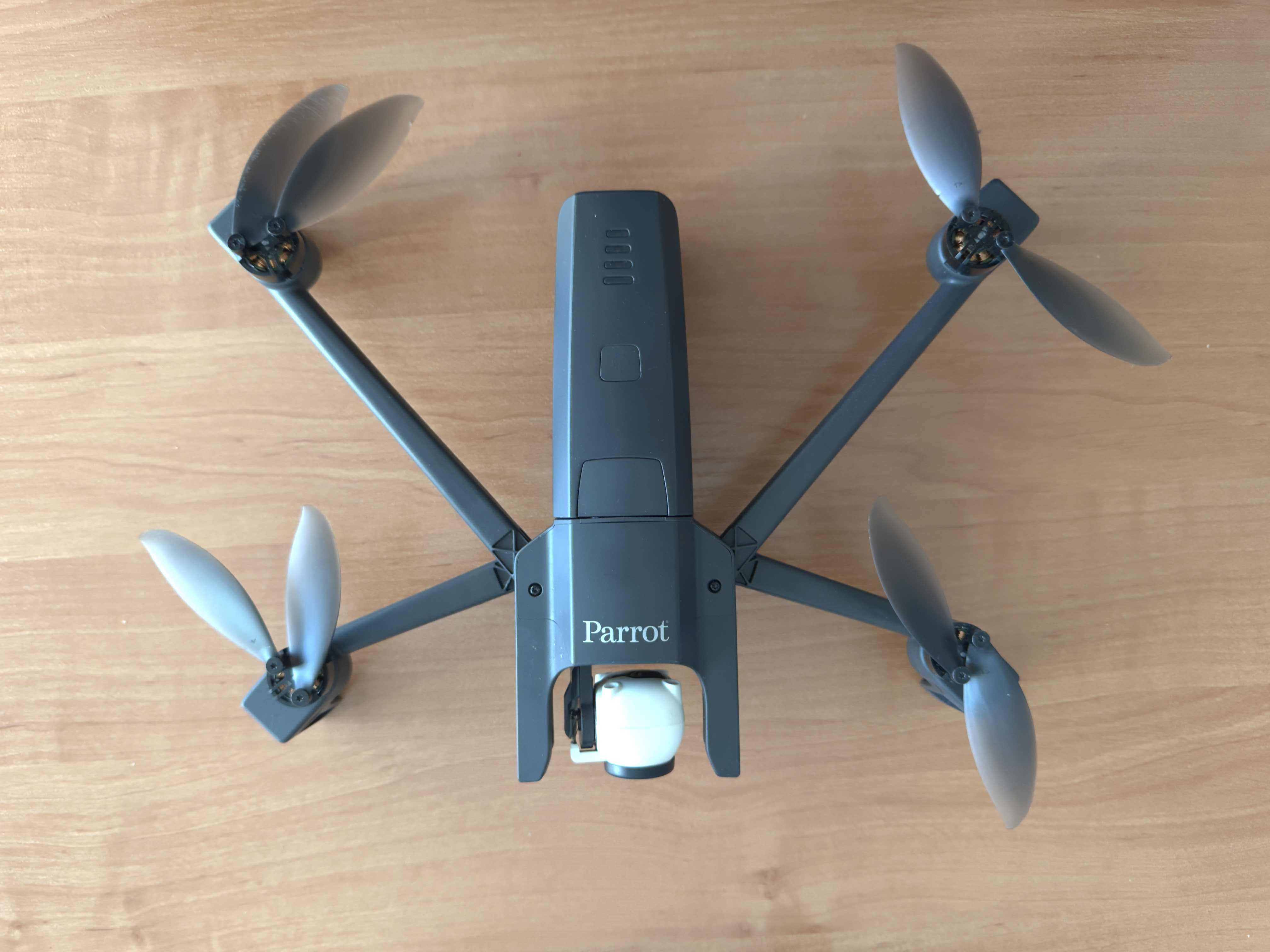 Parrot ANAFI 4K – Отлично състояние, пълен комплект – 850 лв