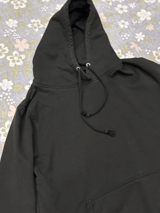 Толстовка черная.