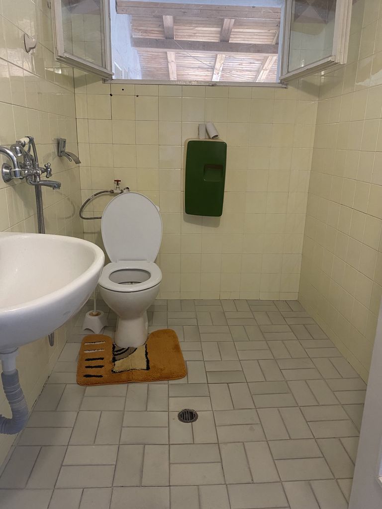 Дава се под наем Къща в Варна, Виница - 200 кв.м за 765 € - Снимка #7