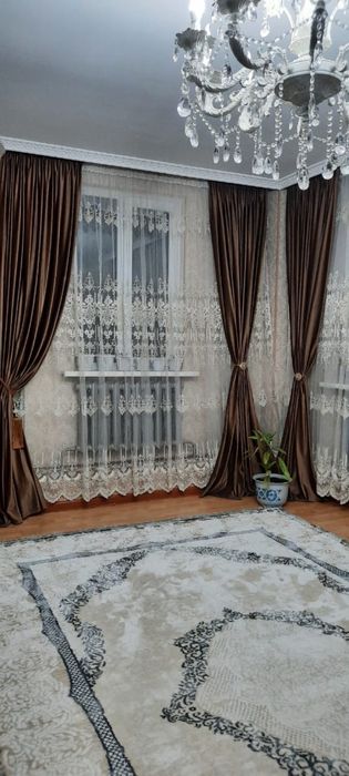 Продаем тюль и шторы боковые состояние нового