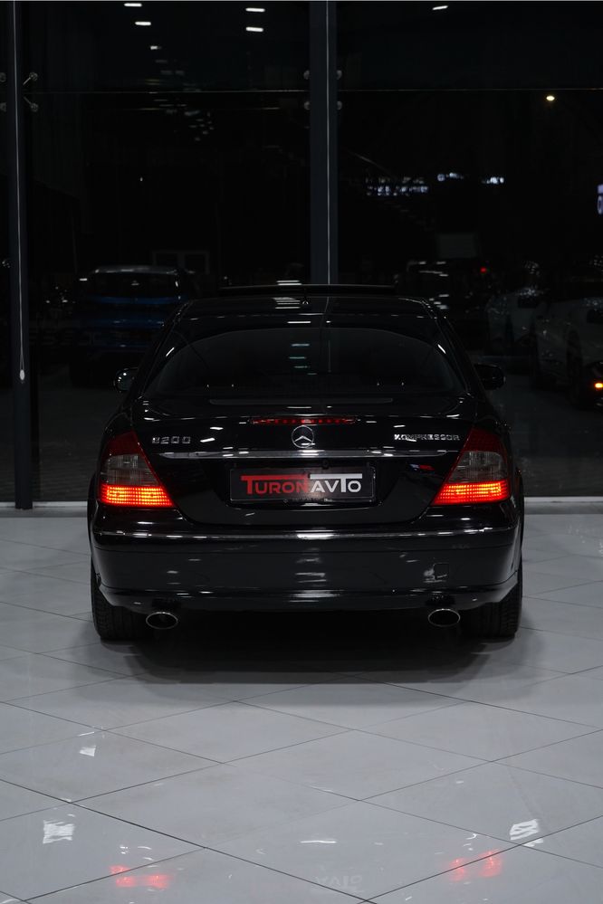Mercedes Benz W211 E200 компрессор