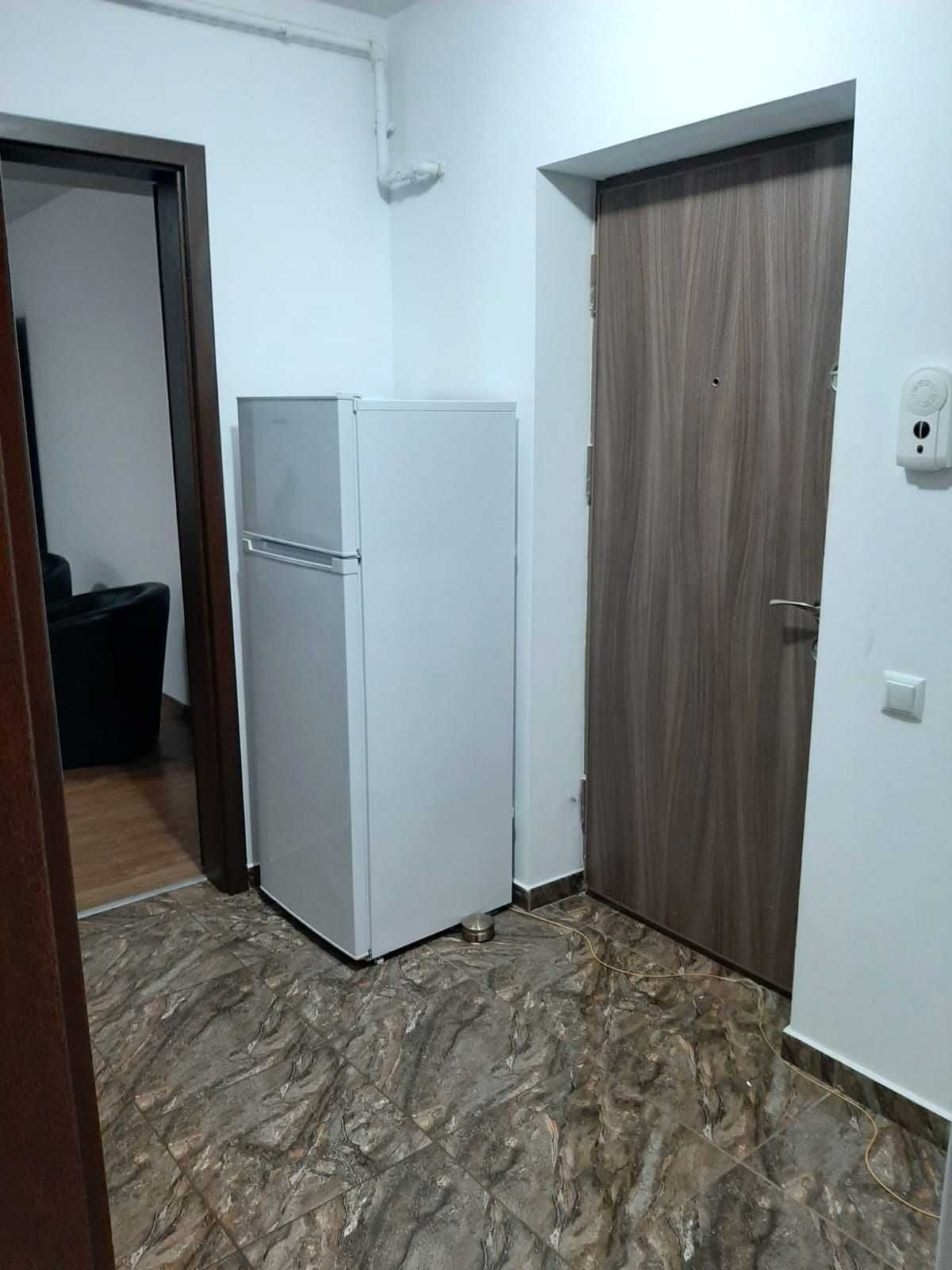Inchiriez apartament cu 2 camere in sectorul 4