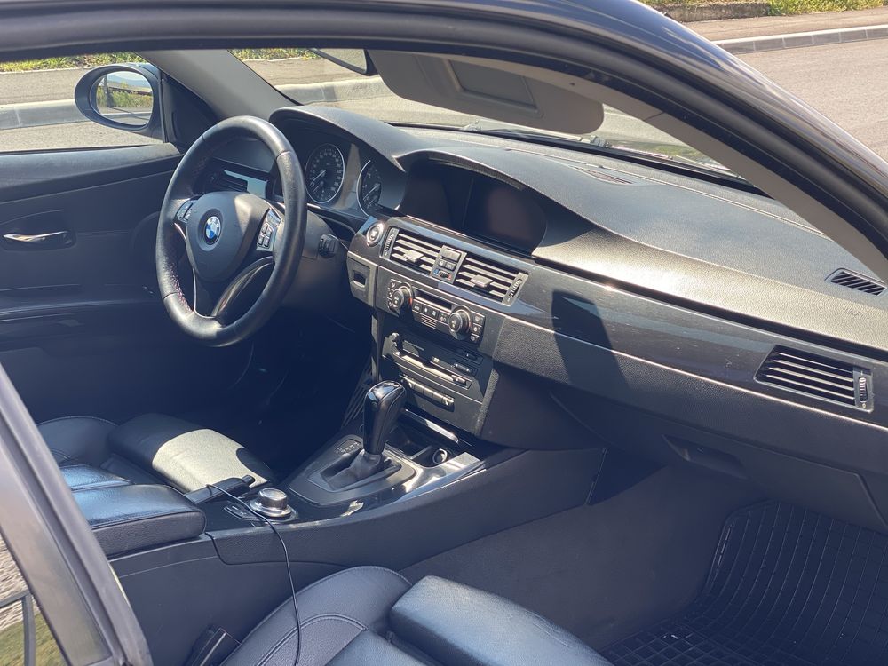BMW E92 325i 330i 2007